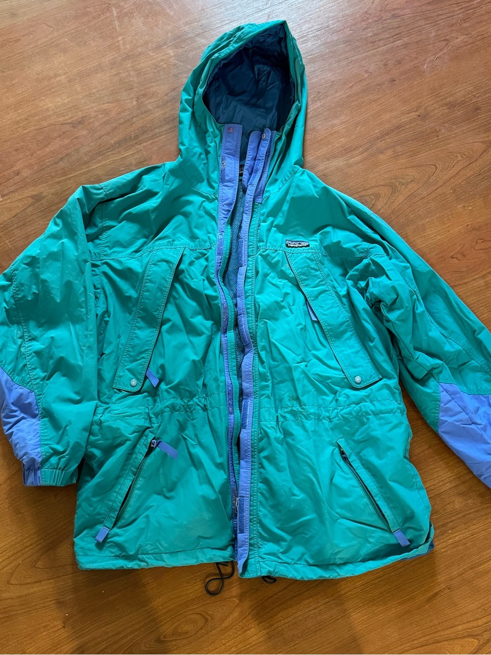 90s Patagonia ski/ snowboard shell. vintage!